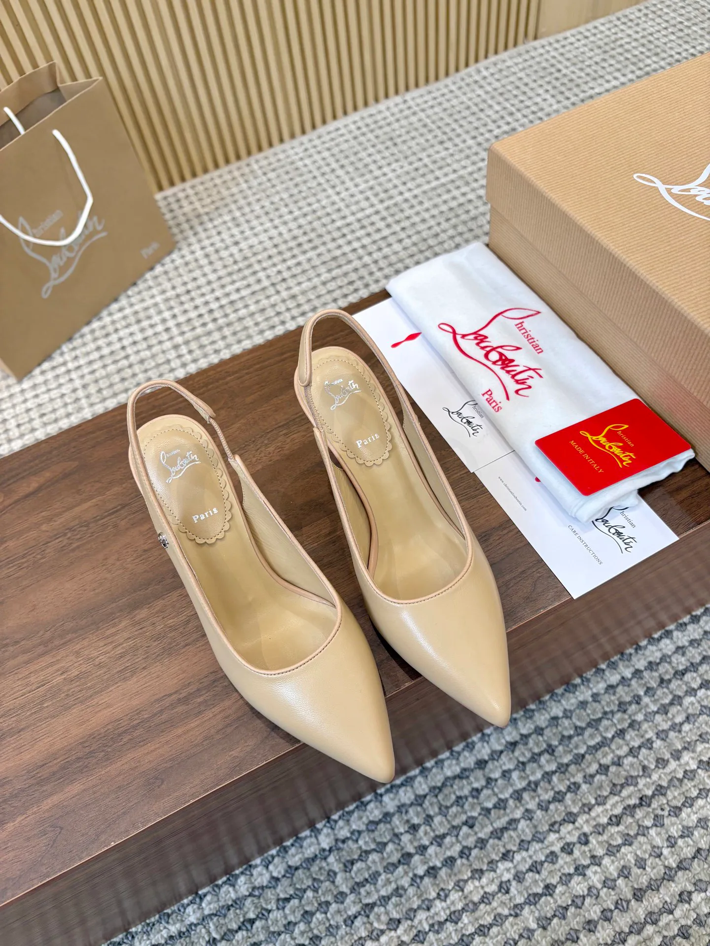Women's Heels CHRISTIAN LOUBOUTIN 17956959