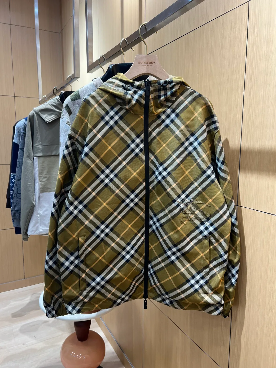 Men's Jackets And Down Jackets BURBERRY 17699366