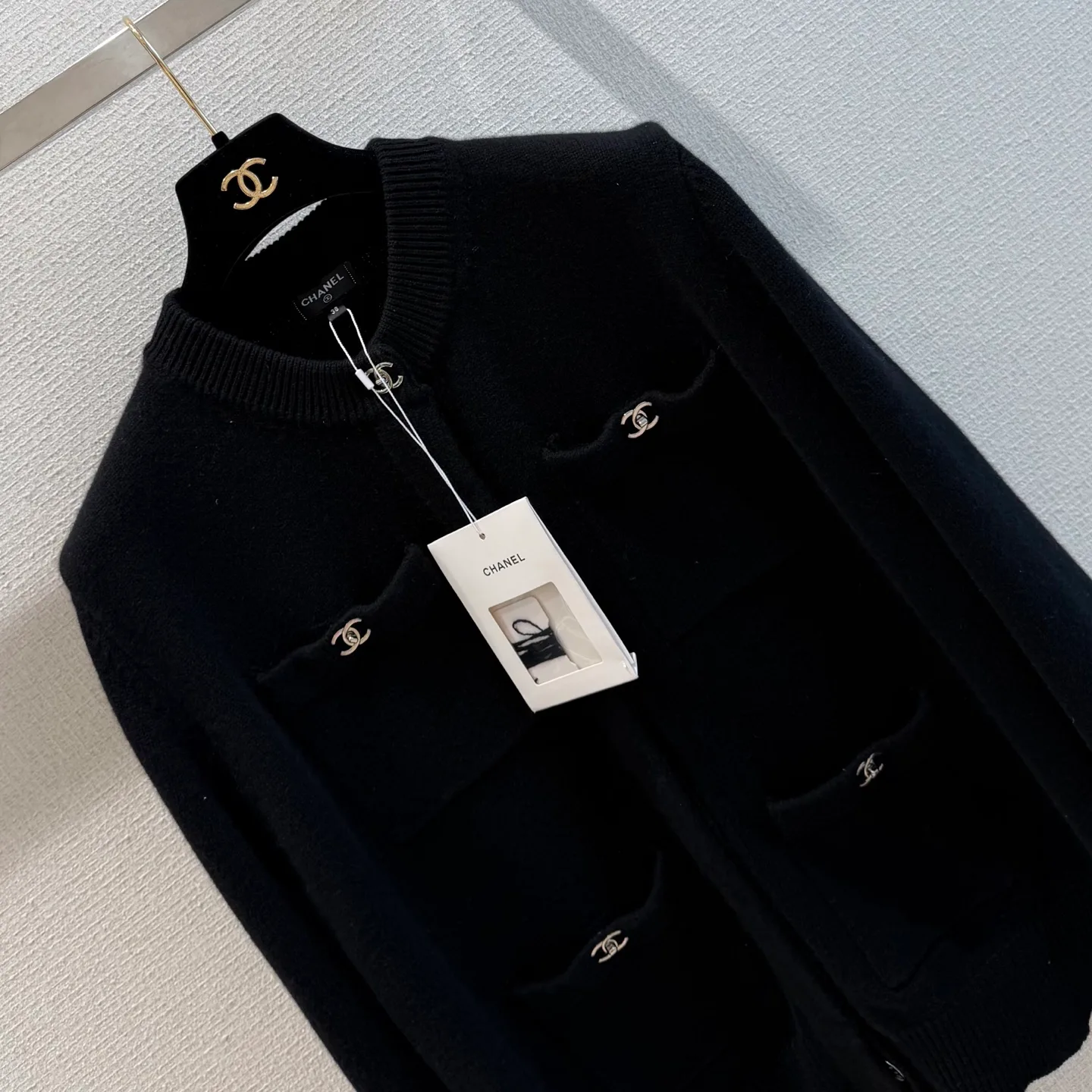 Women's Jumpers And Sweaters CHANEL 18138592