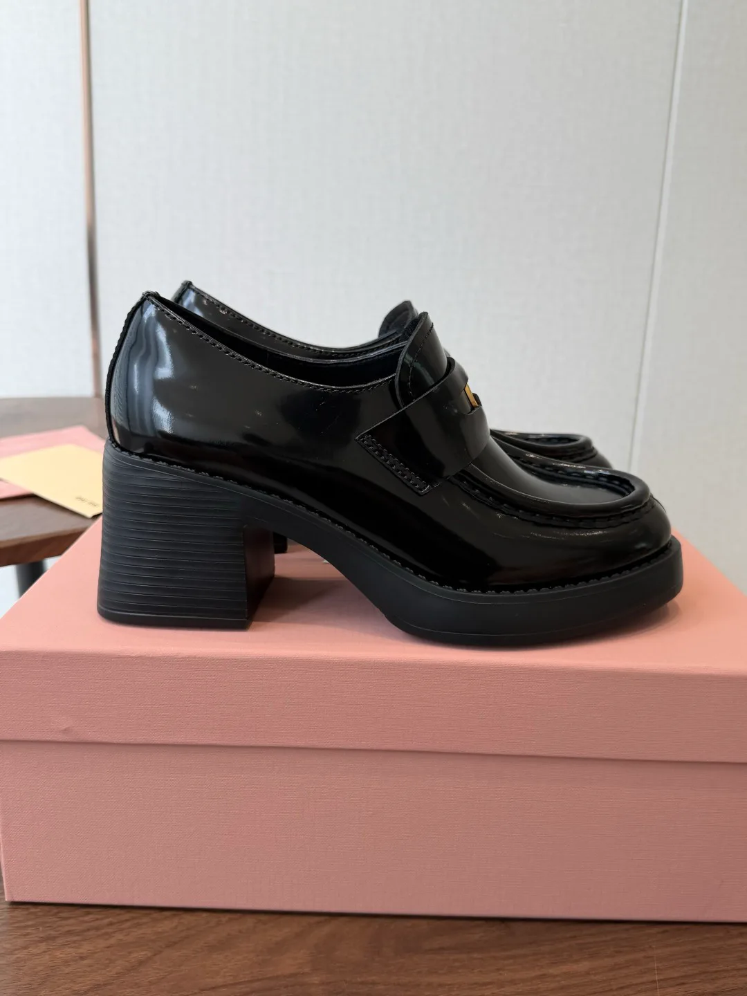 Women's Loafers And Moccasins MIU MIU 18357287