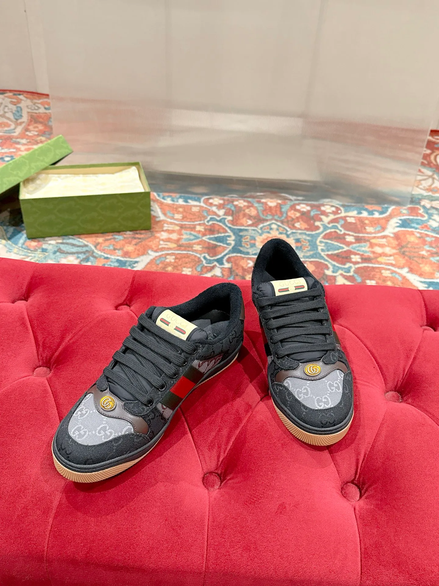 Women's Sneakers GUCCI 17956628