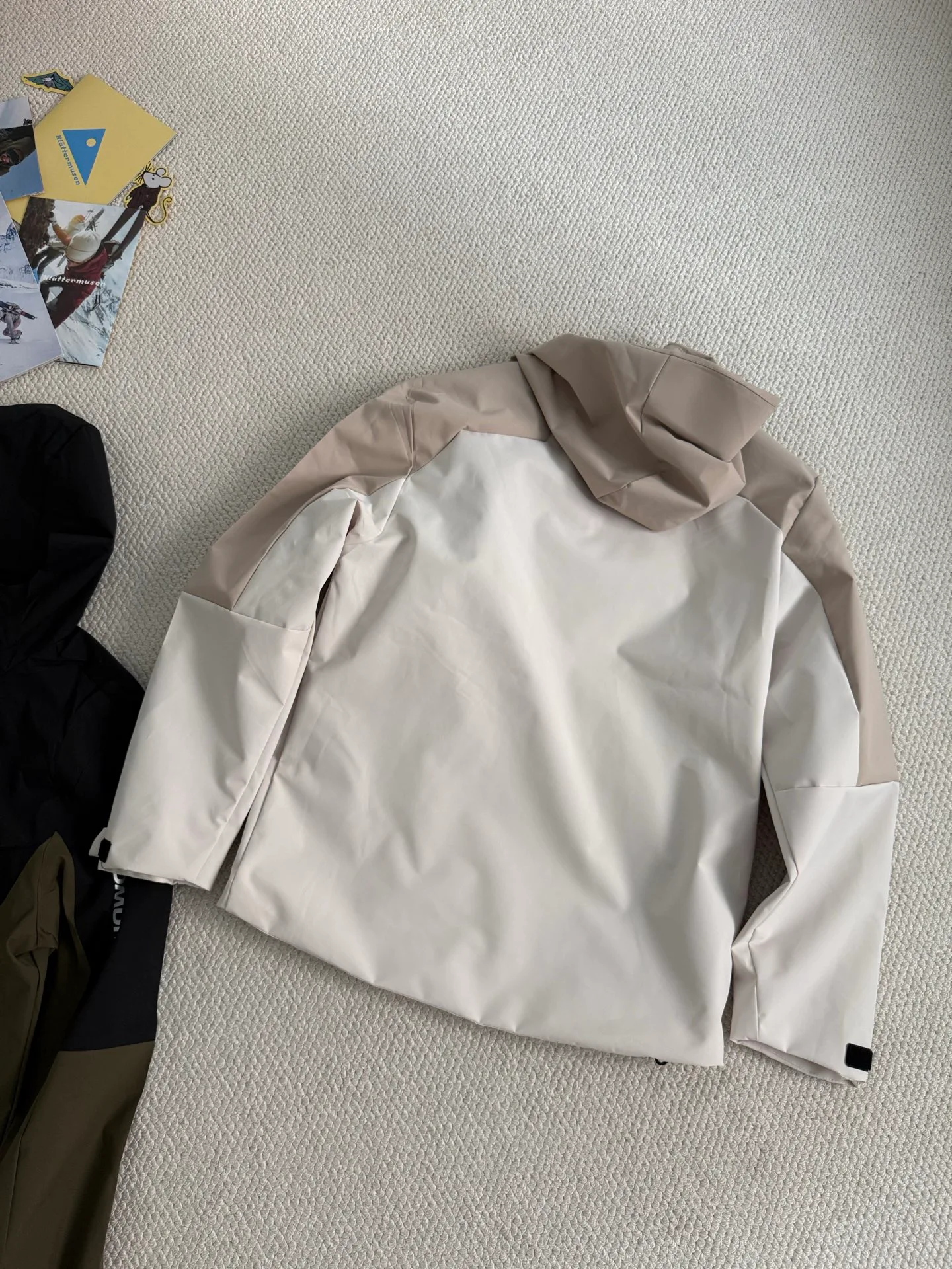 Men's Jackets And Down Jackets SALOMON 17966658