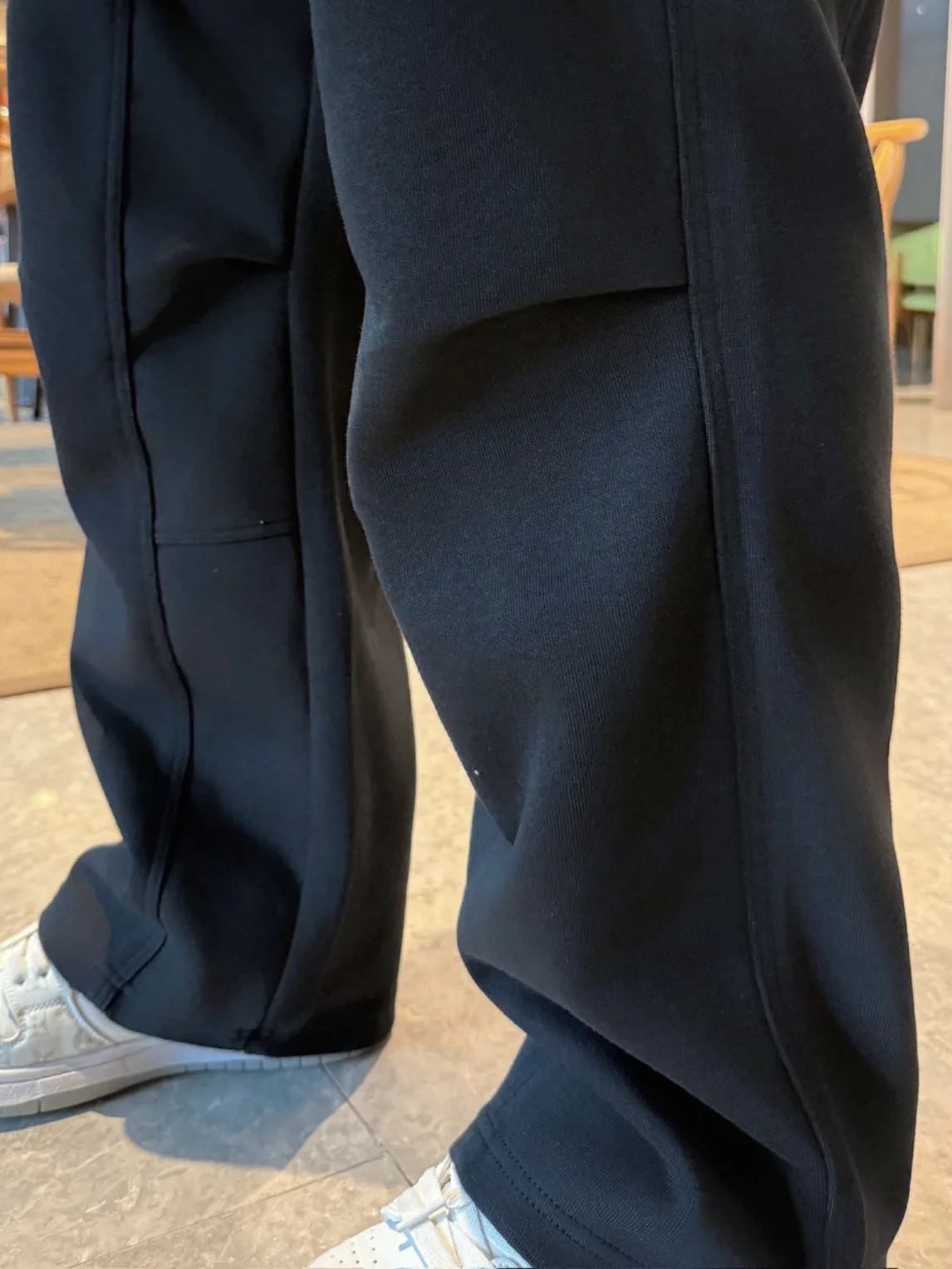 Men's Trousers BALENCIAGA 18345827