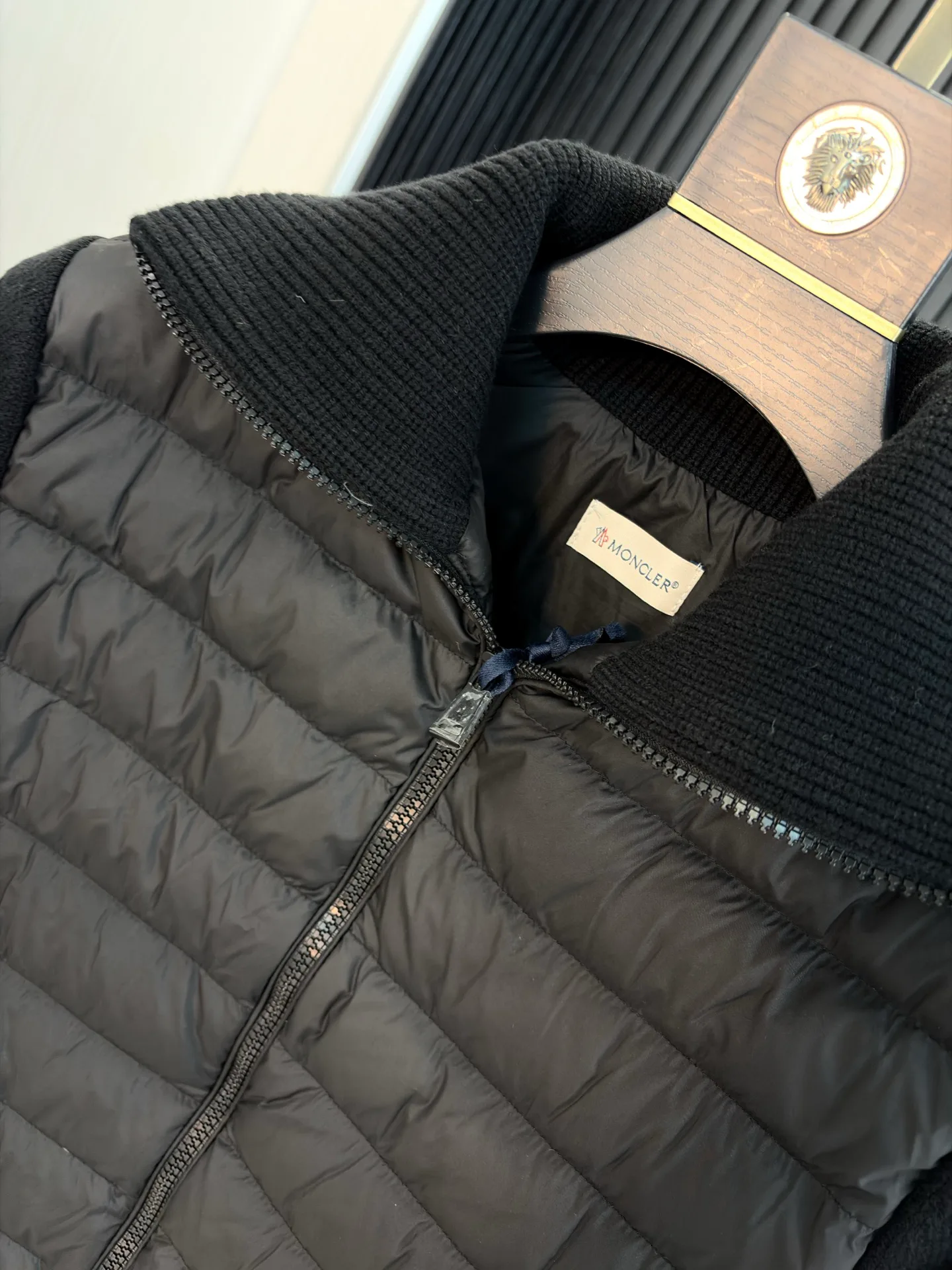 Куртки И Пуховики Женские Moncler 18600016