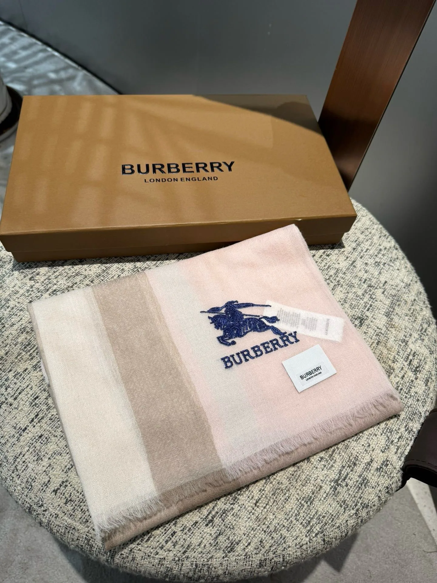 Scarves BURBERRY 18222428