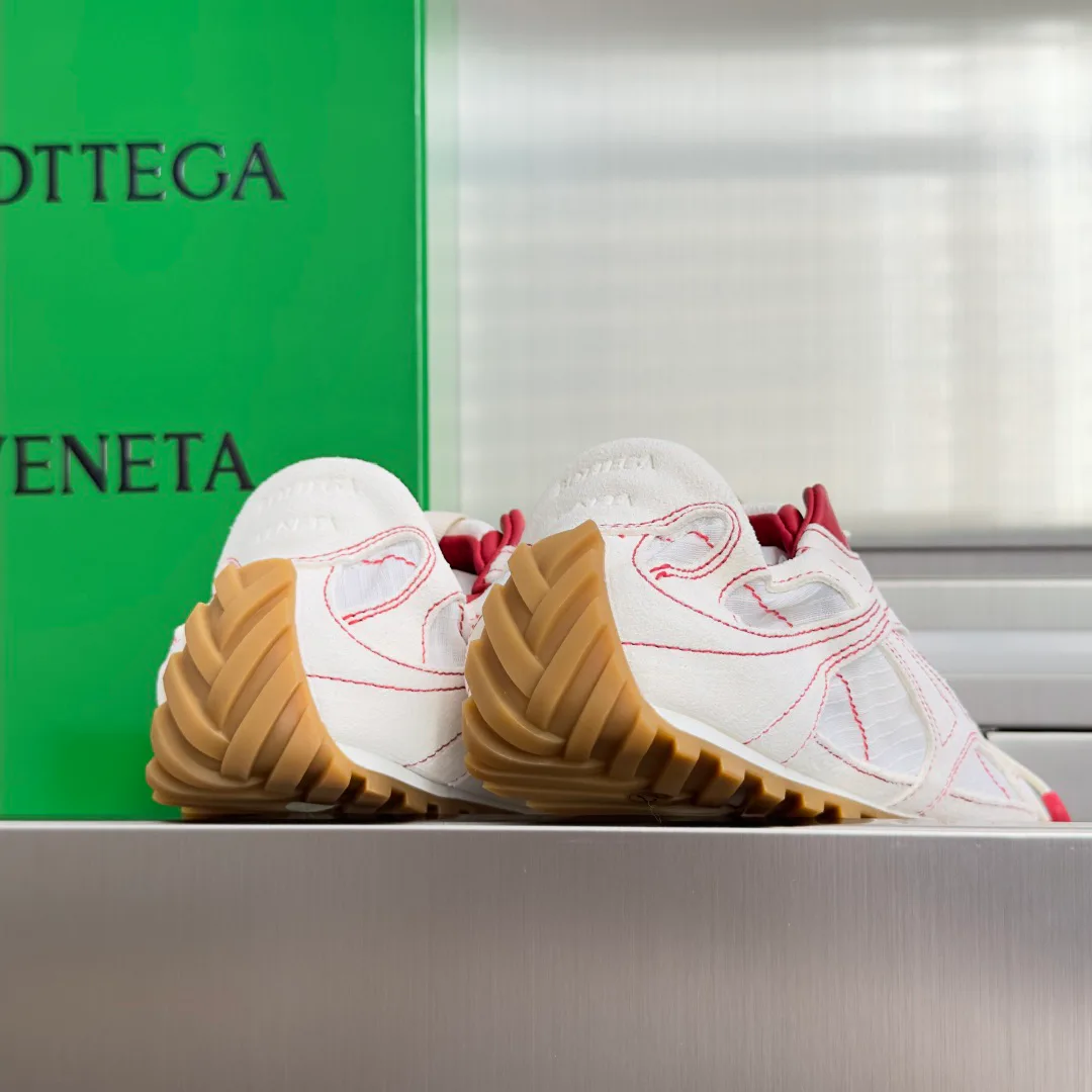 Women's Sneakers BOTTEGA VENETA 17771981