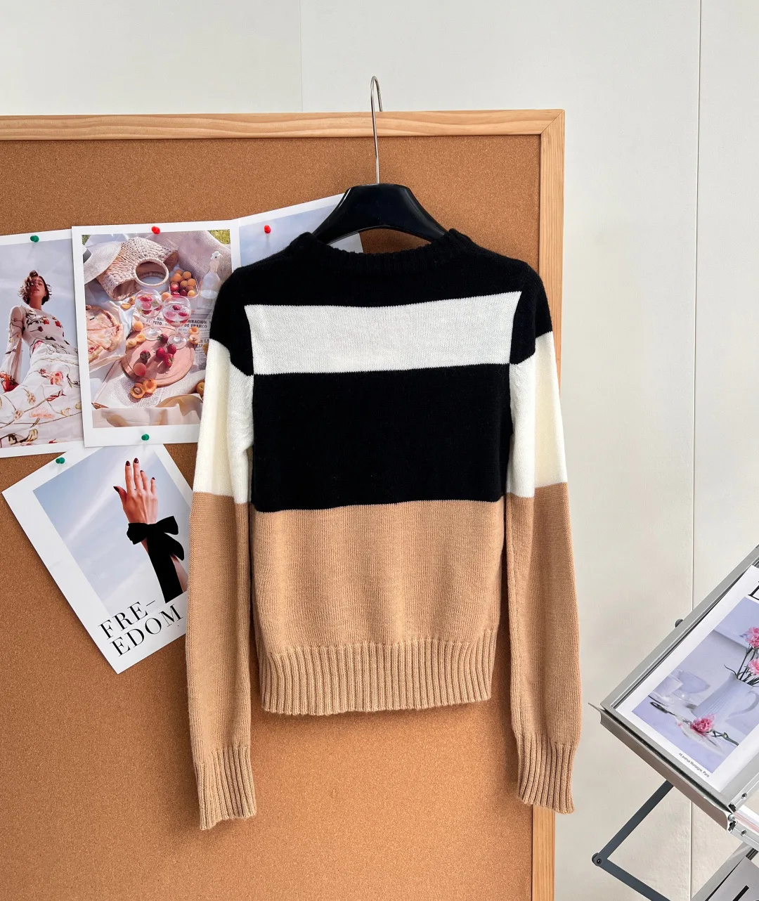 Women's Jumpers And Sweaters CHANEL 18308186