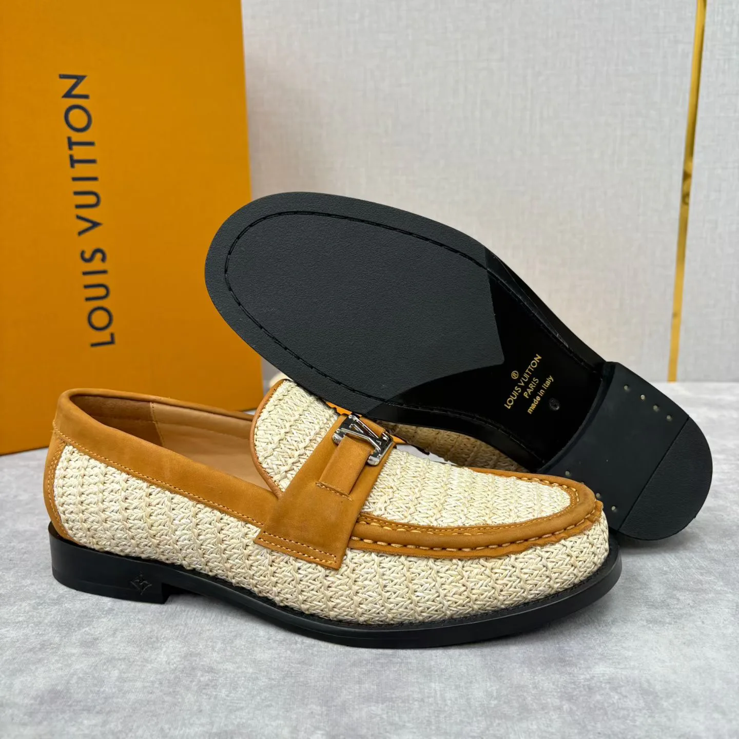 Men's Loafers And Dress Shoes LOUIS VUITTON 18193947