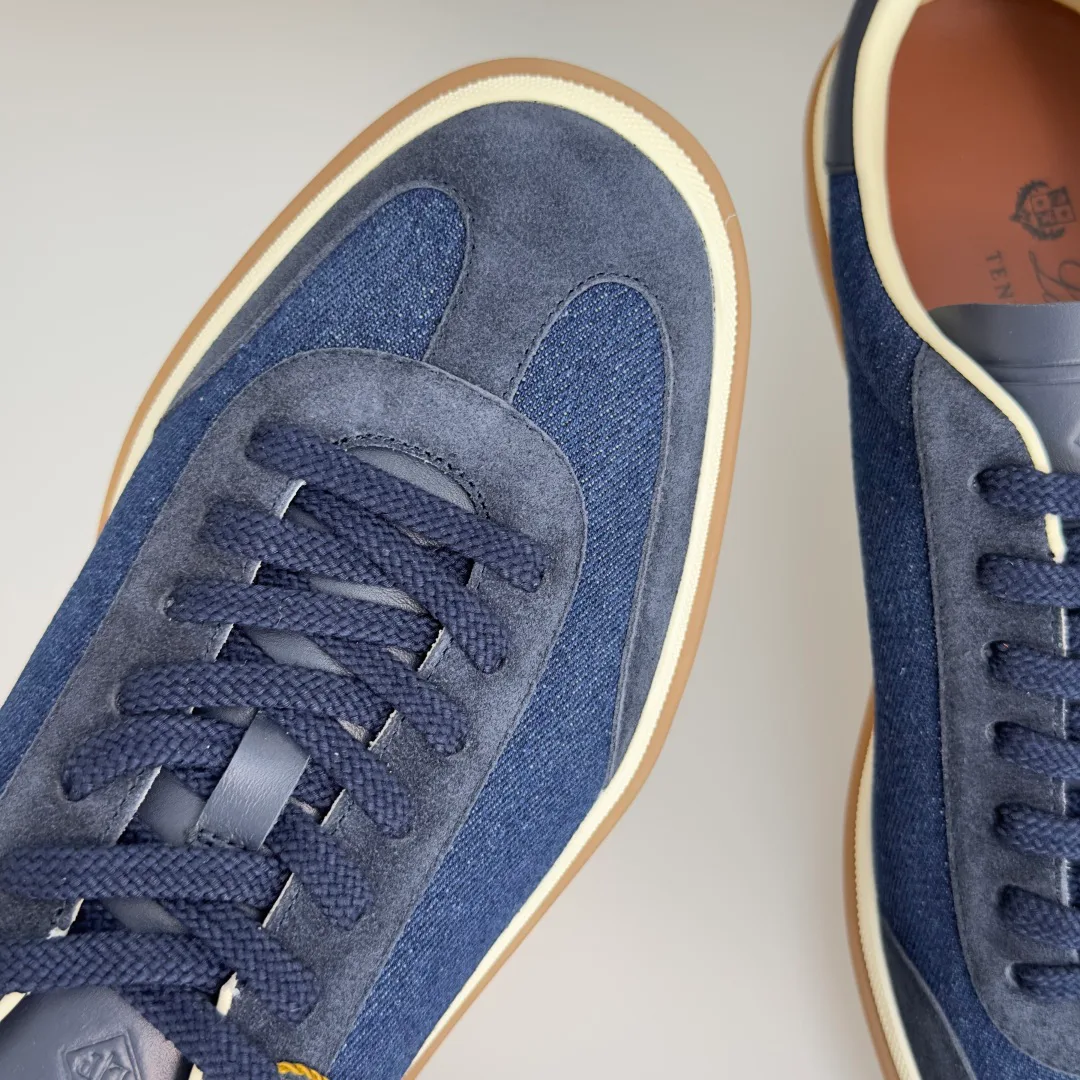 Women's Sneakers LORO PIANA 17879686