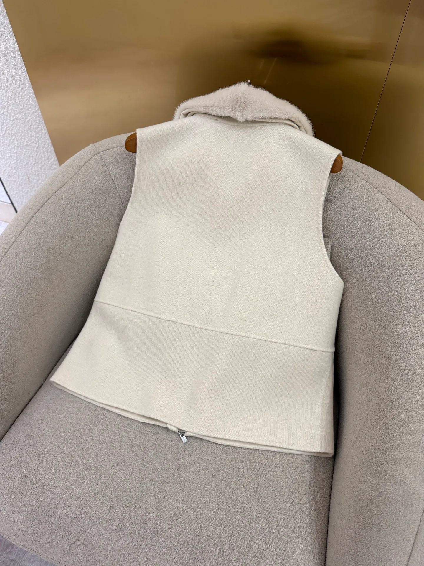 Women's Vests LORO PIANA 18513128