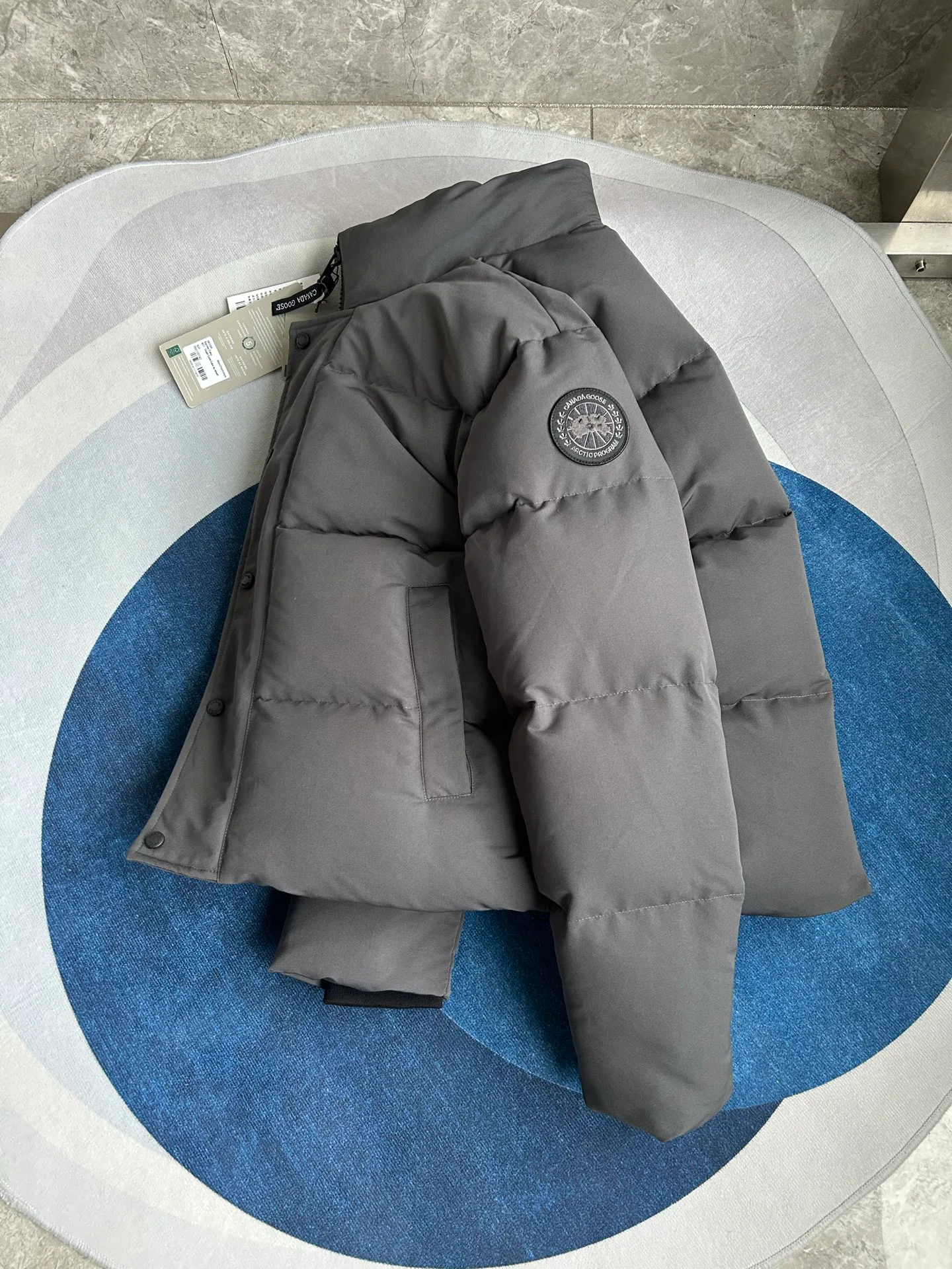 Men's Jackets And Down Jackets CANADA GOOSE 18129806