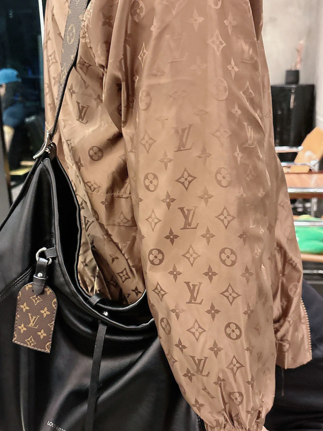 Men's Jackets And Down Jackets LOUIS VUITTON 18097605