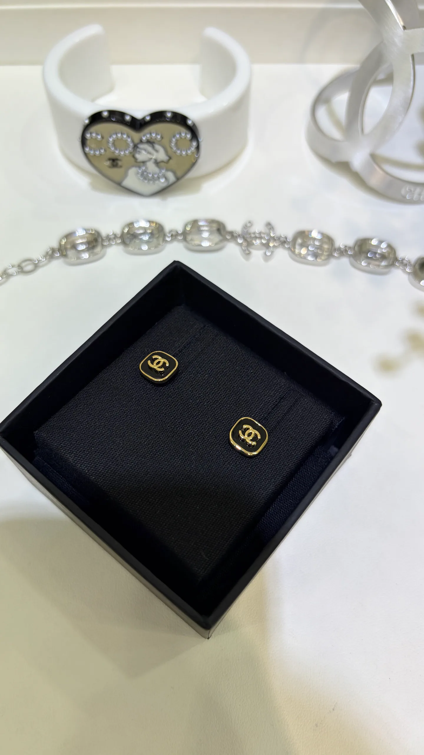 Jewelry CHANEL 18059084