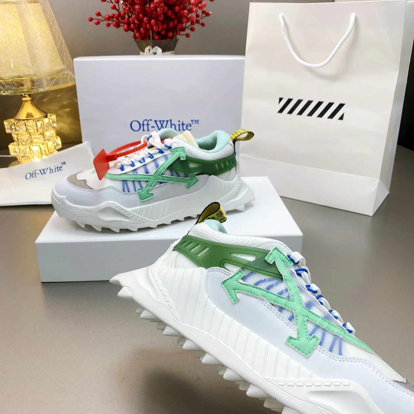 Women's Sneakers OFF-WHITE 17530525