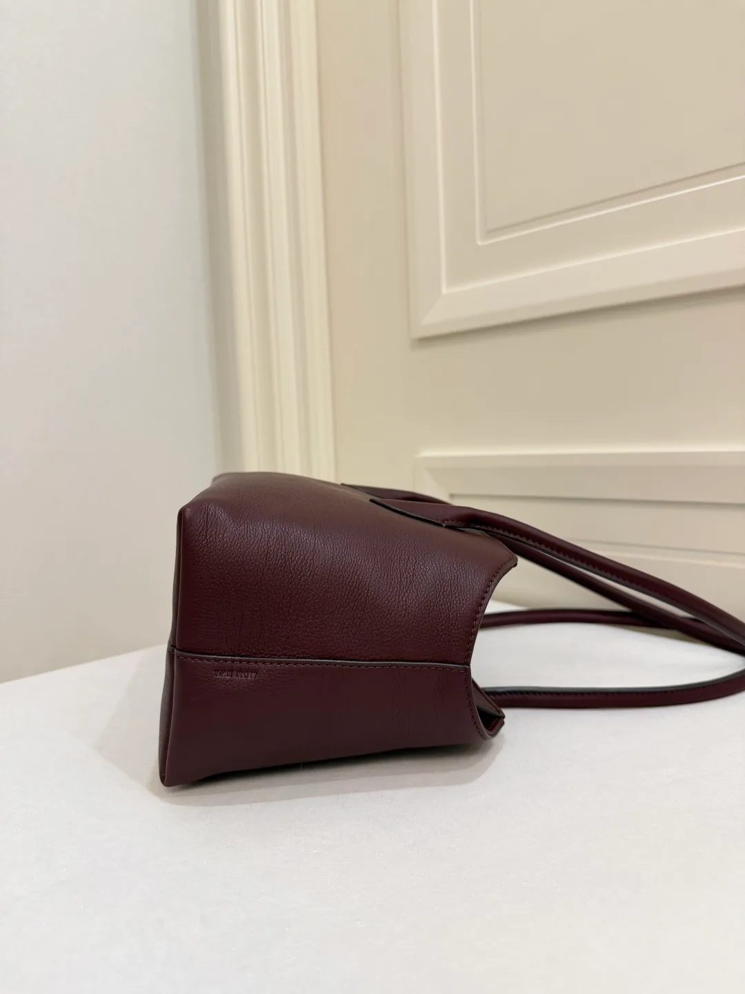 Women's Classic Handbags THE ROW 18161958
