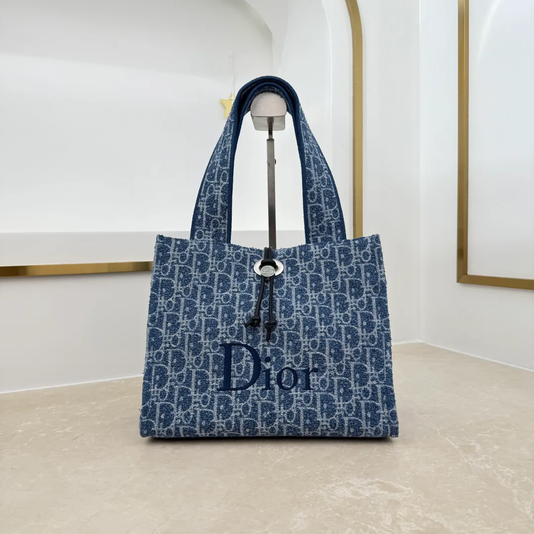 Women's Classic Handbags CHRISTIAN DIOR 17859470