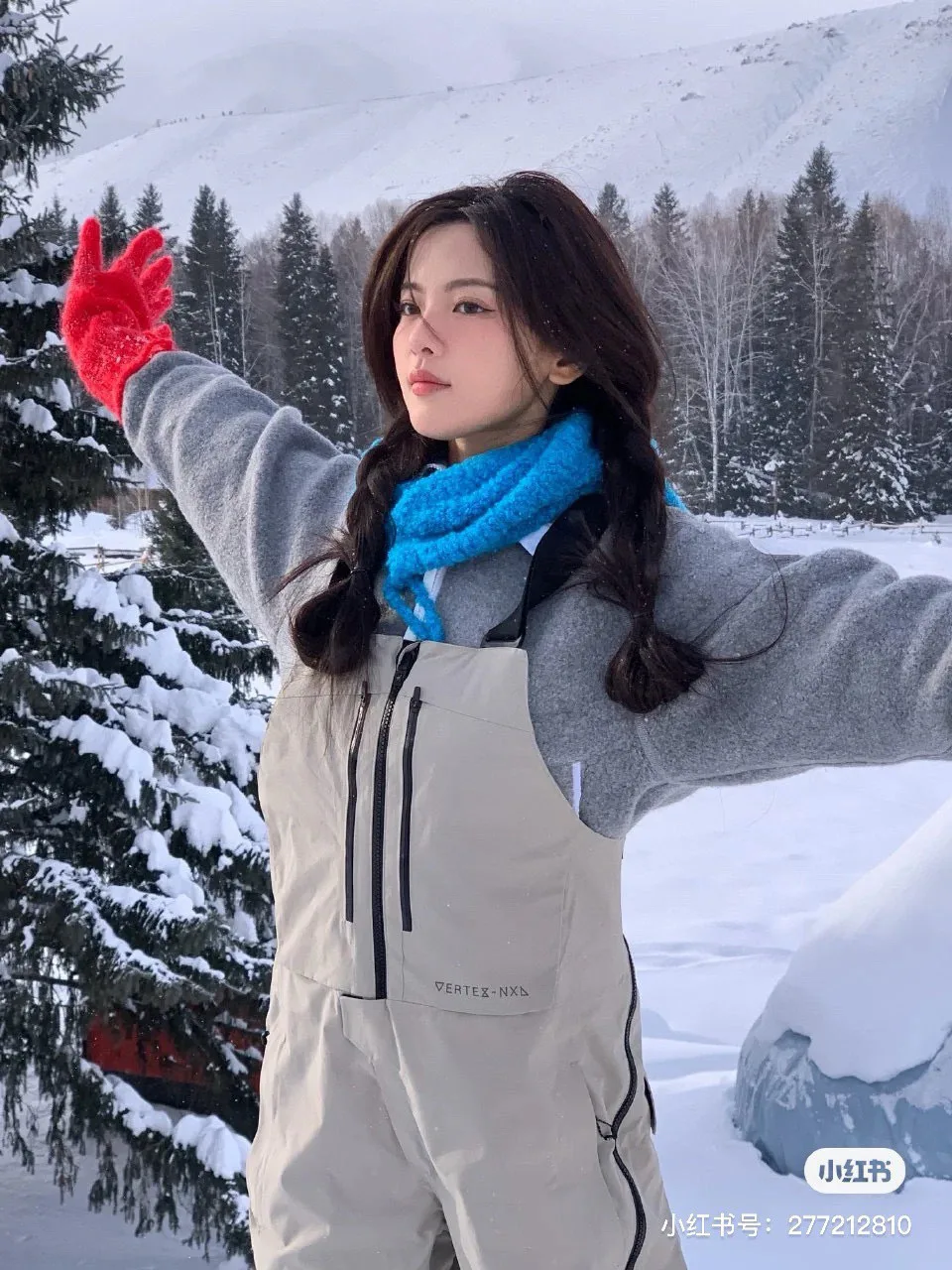 Women's Jackets And Down Jackets CANADA GOOSE 17998642