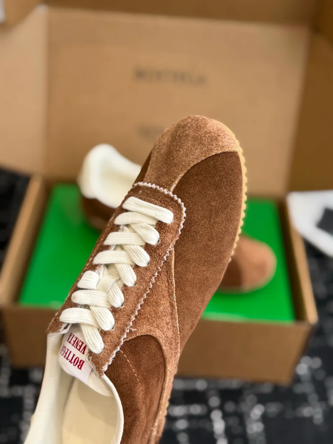 Women's Sneakers BOTTEGA VENETA 18260310