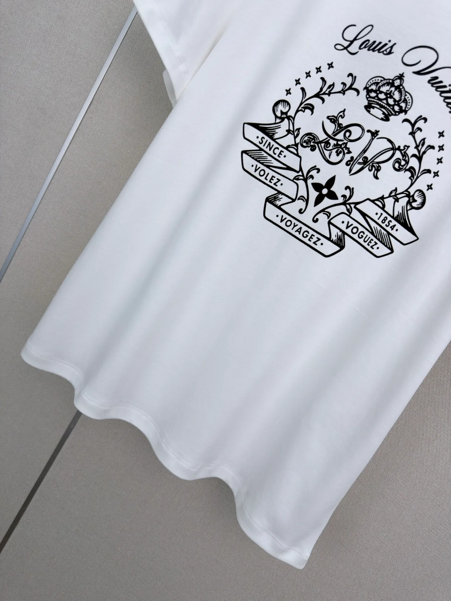 Women's T-Shirts LOUIS VUITTON 18402382