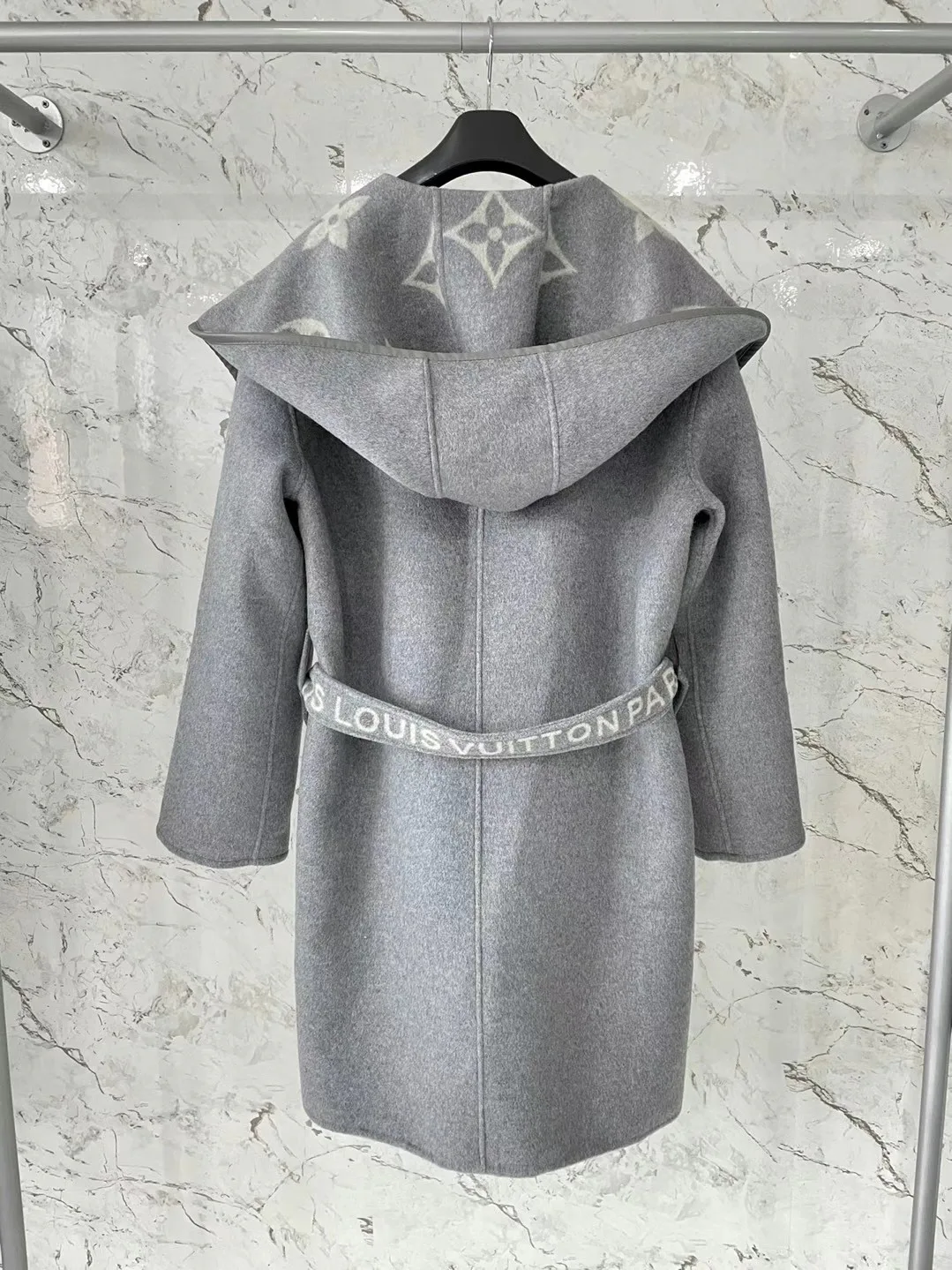 Women's Coats LOUIS VUITTON 17998824