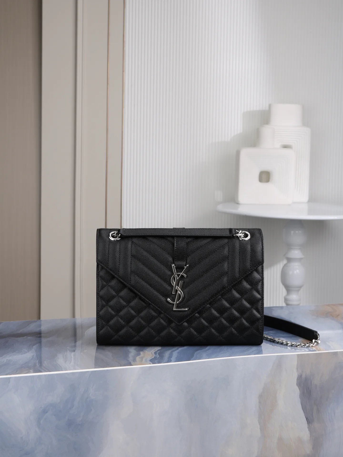 Women's Classic Handbags SAINT LAURENT 18427417