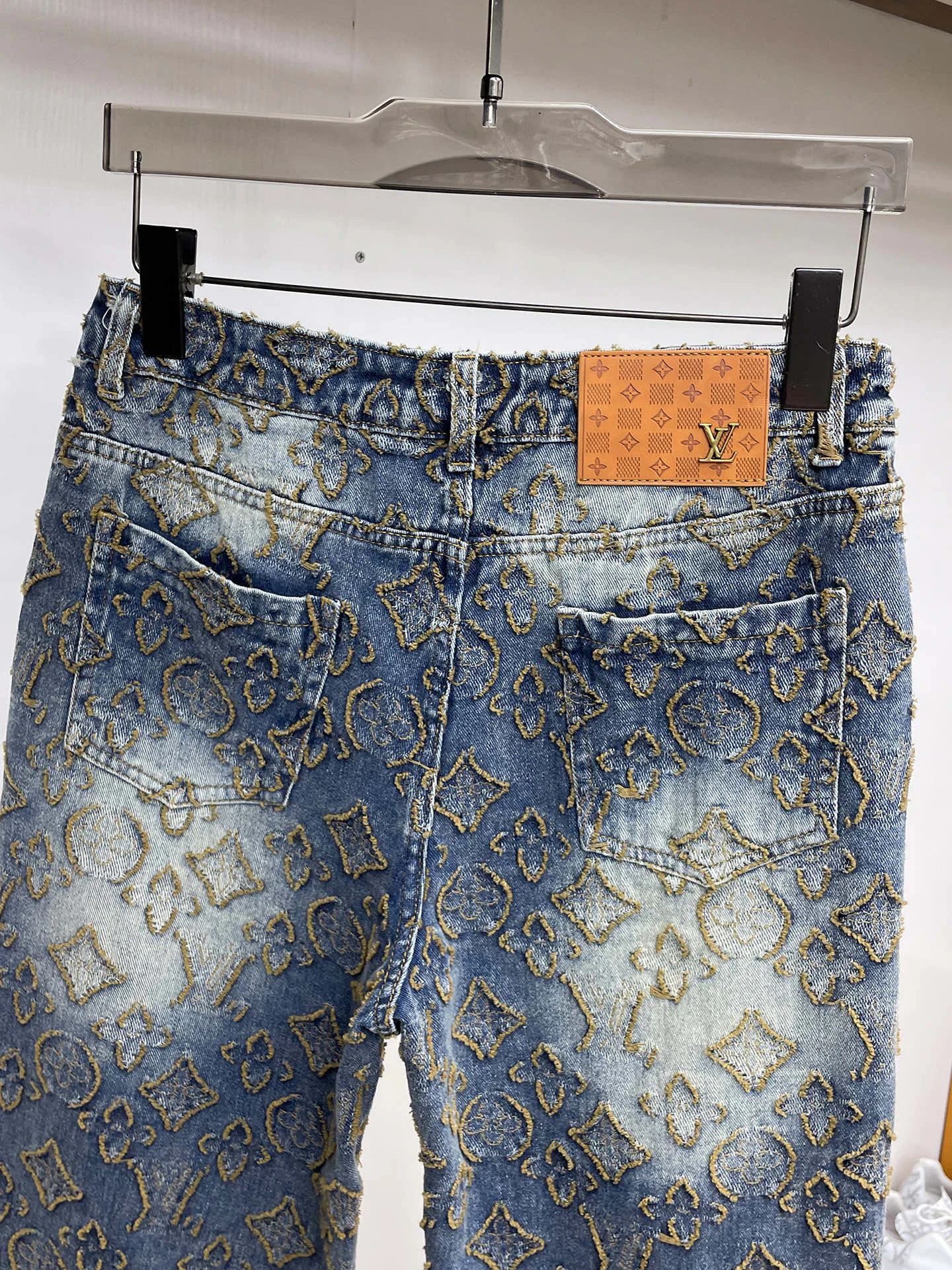 Men's Jeans LOUIS VUITTON 18345642