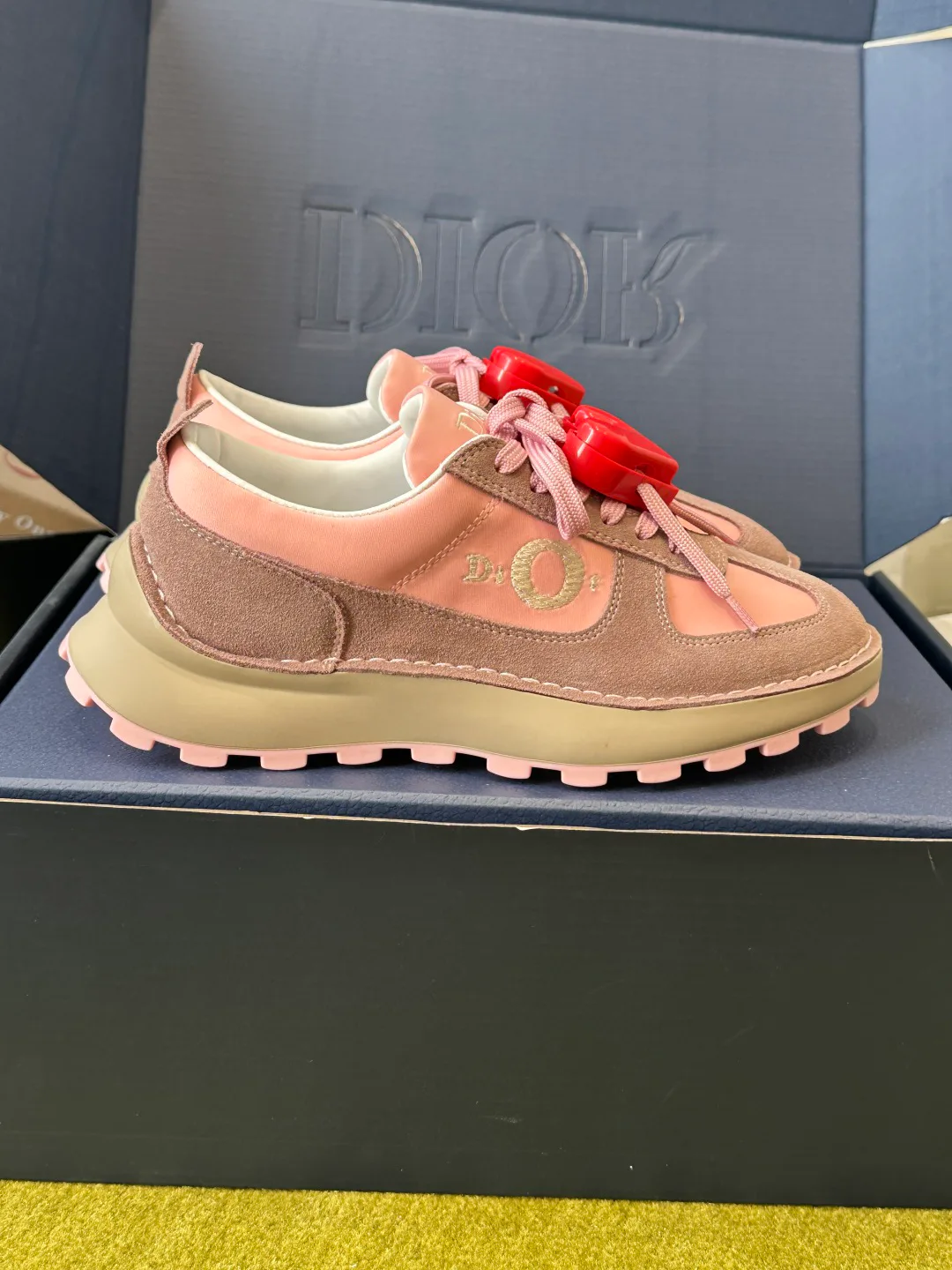 Women's Sneakers CHRISTIAN DIOR 17914478