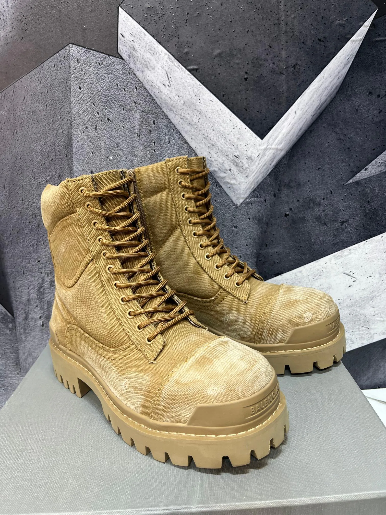 Men's Ankle Boots BALENCIAGA 17962233