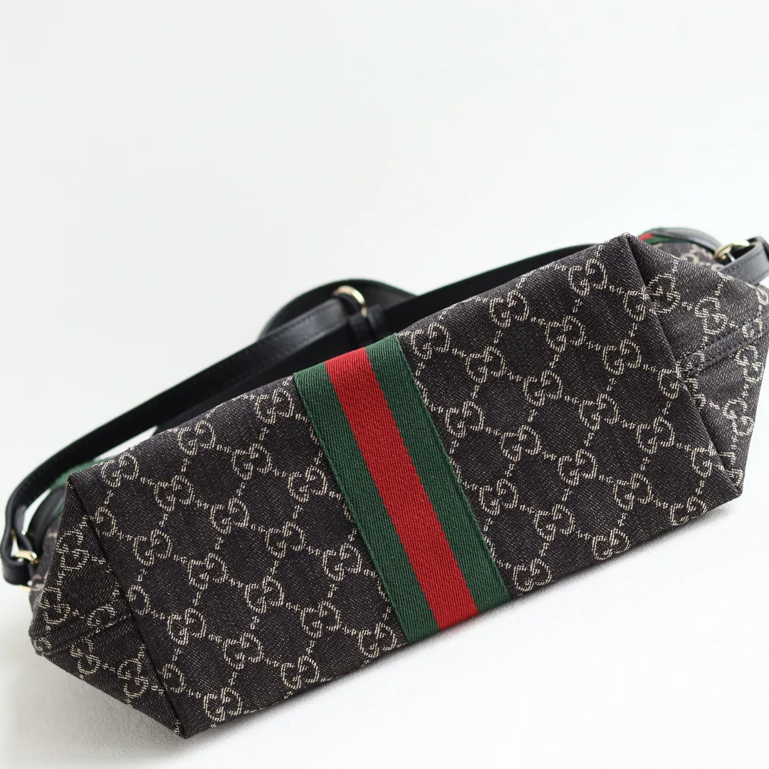 Women's Classic Handbags GUCCI 18262379