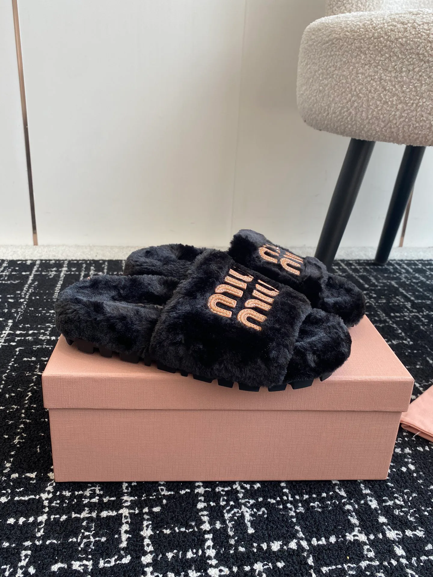Women's Slippers MIU MIU 18241529