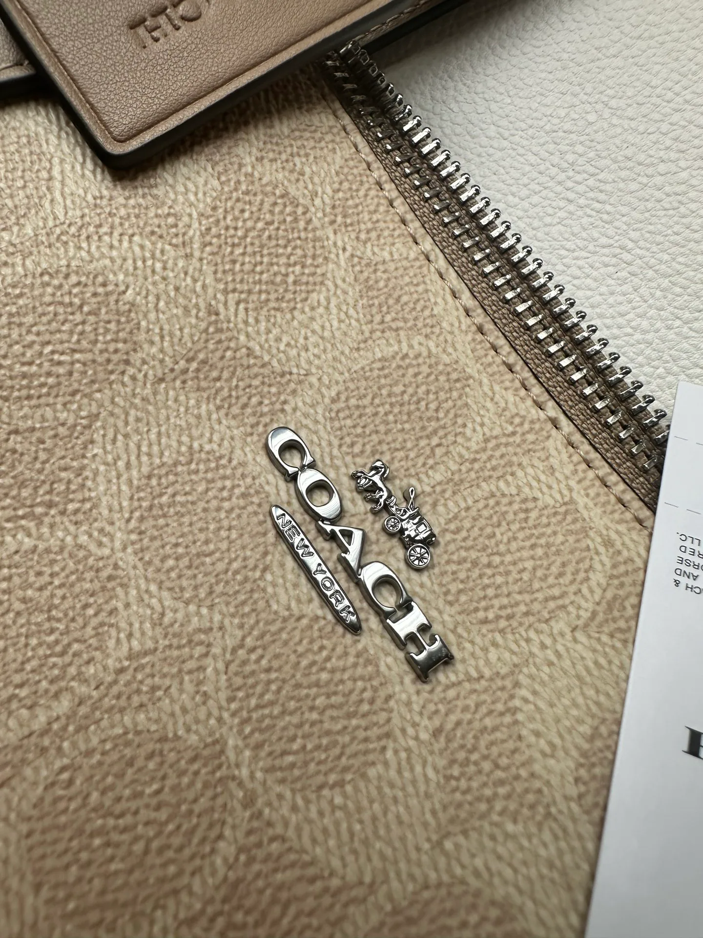 Women's Classic Handbags COACH 17961010