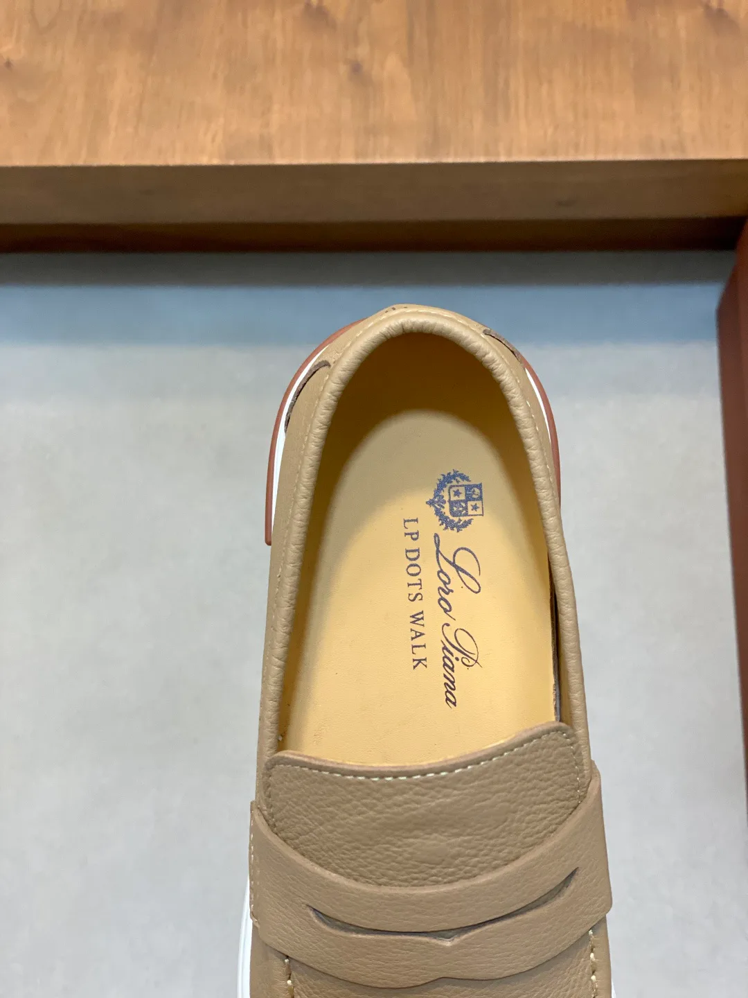 Men's Loafers And Dress Shoes LORO PIANA 18079015