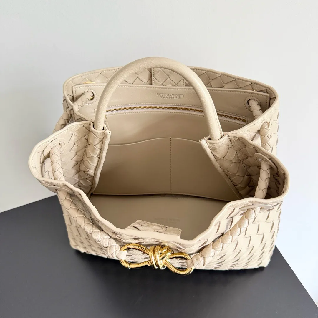 Women's Classic Handbags BOTTEGA VENETA 17792041