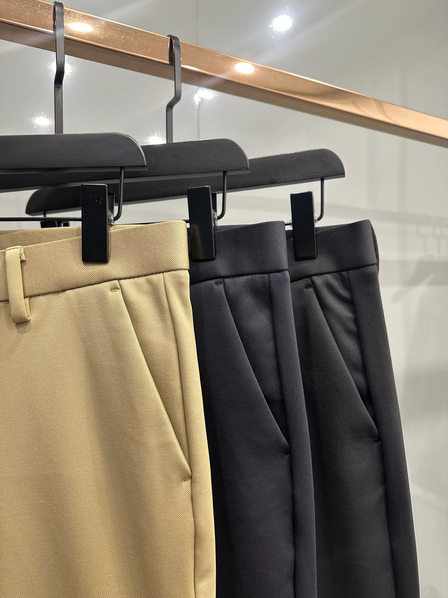 Men's Trousers BURBERRY 18072106