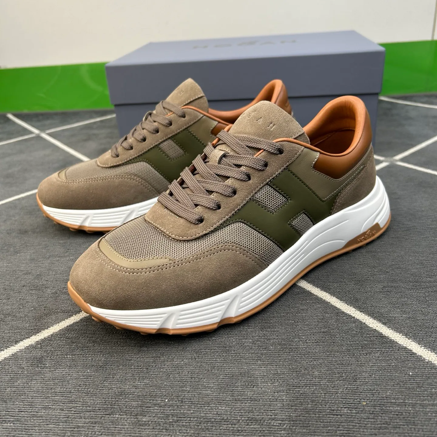 Men's Sneakers HOGAN 17280310