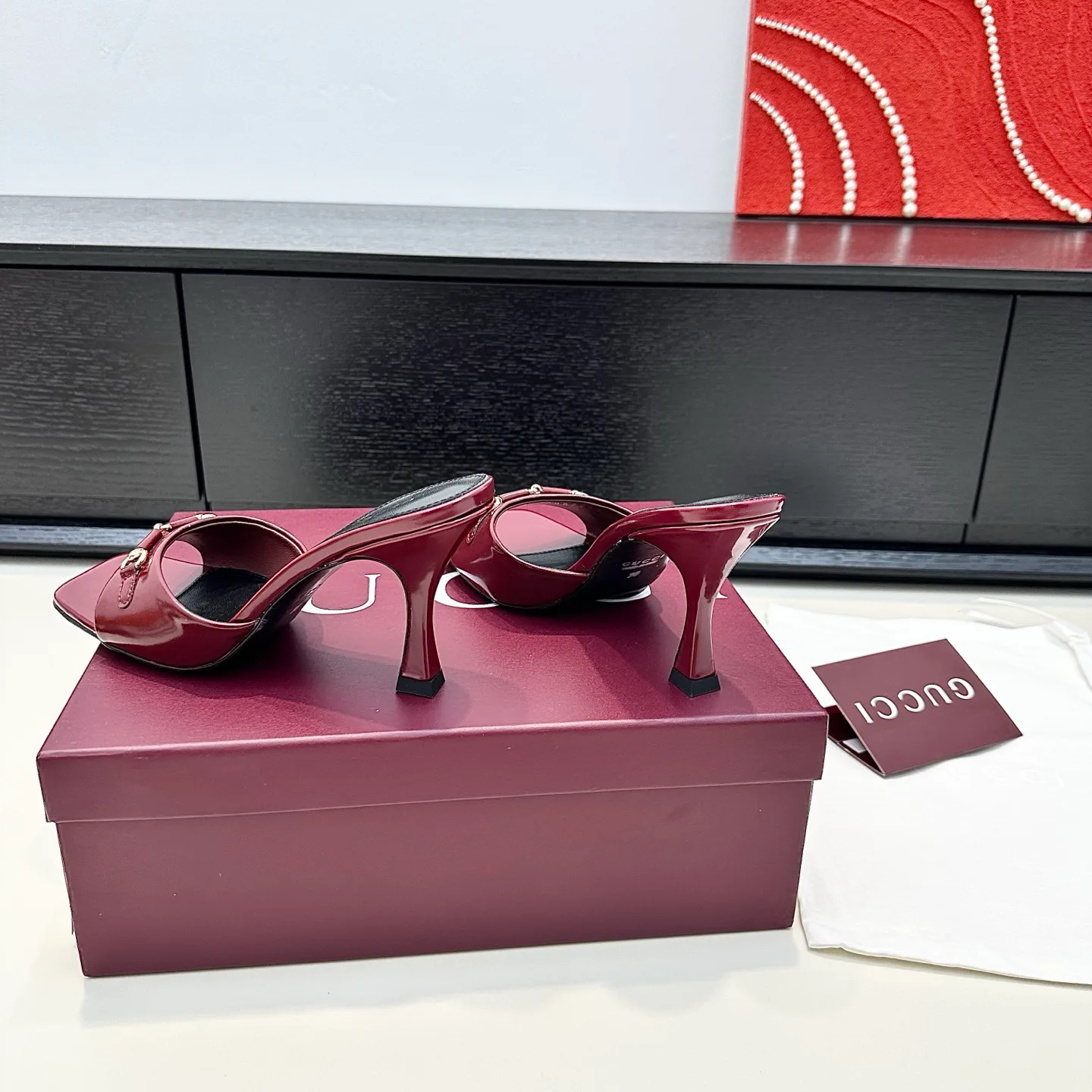 Women's Open-Toe Sandals GUCCI 17614700