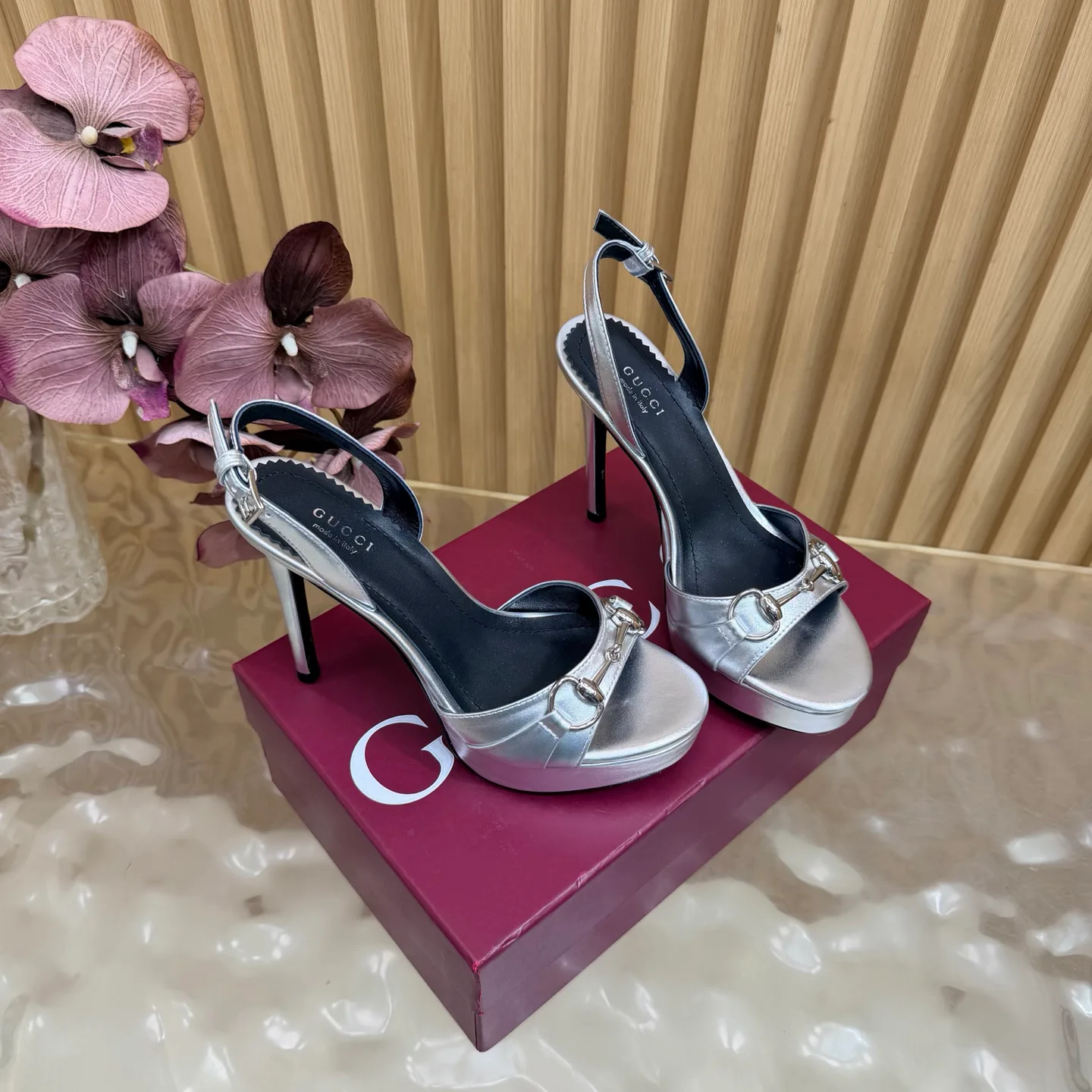 Women's Open-Toe Sandals GUCCI 17448815