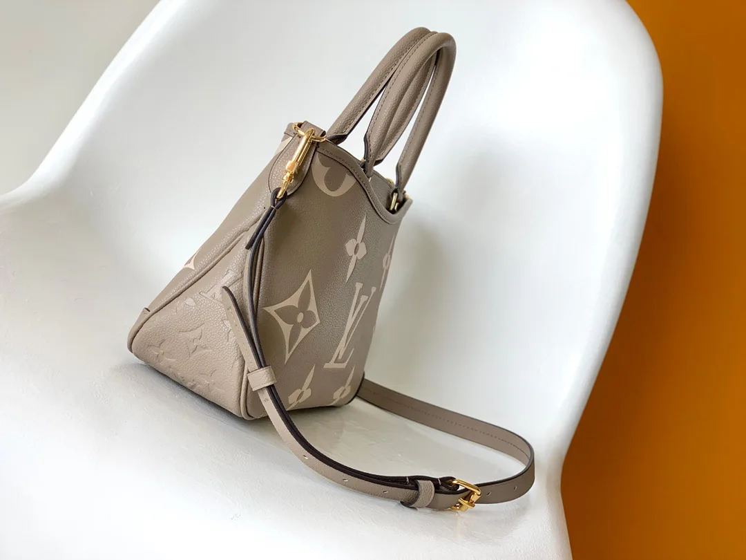 Women's Classic Handbags LOUIS VUITTON 17949170