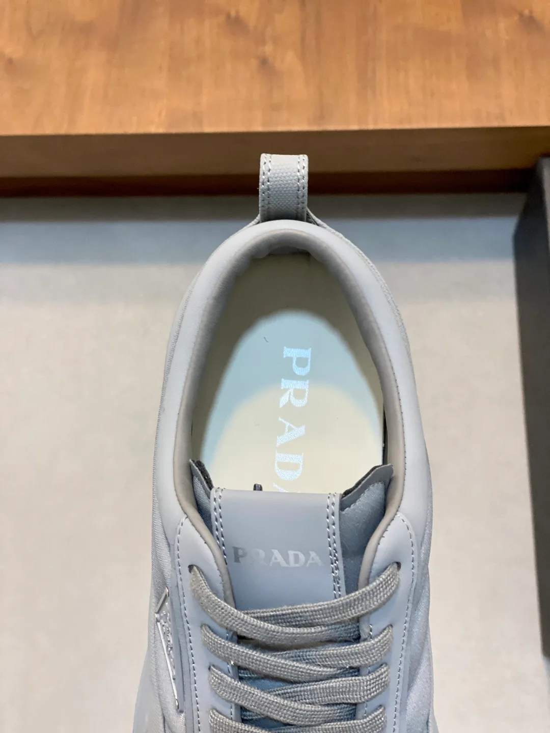 Men's Sneakers PRADA 18116619
