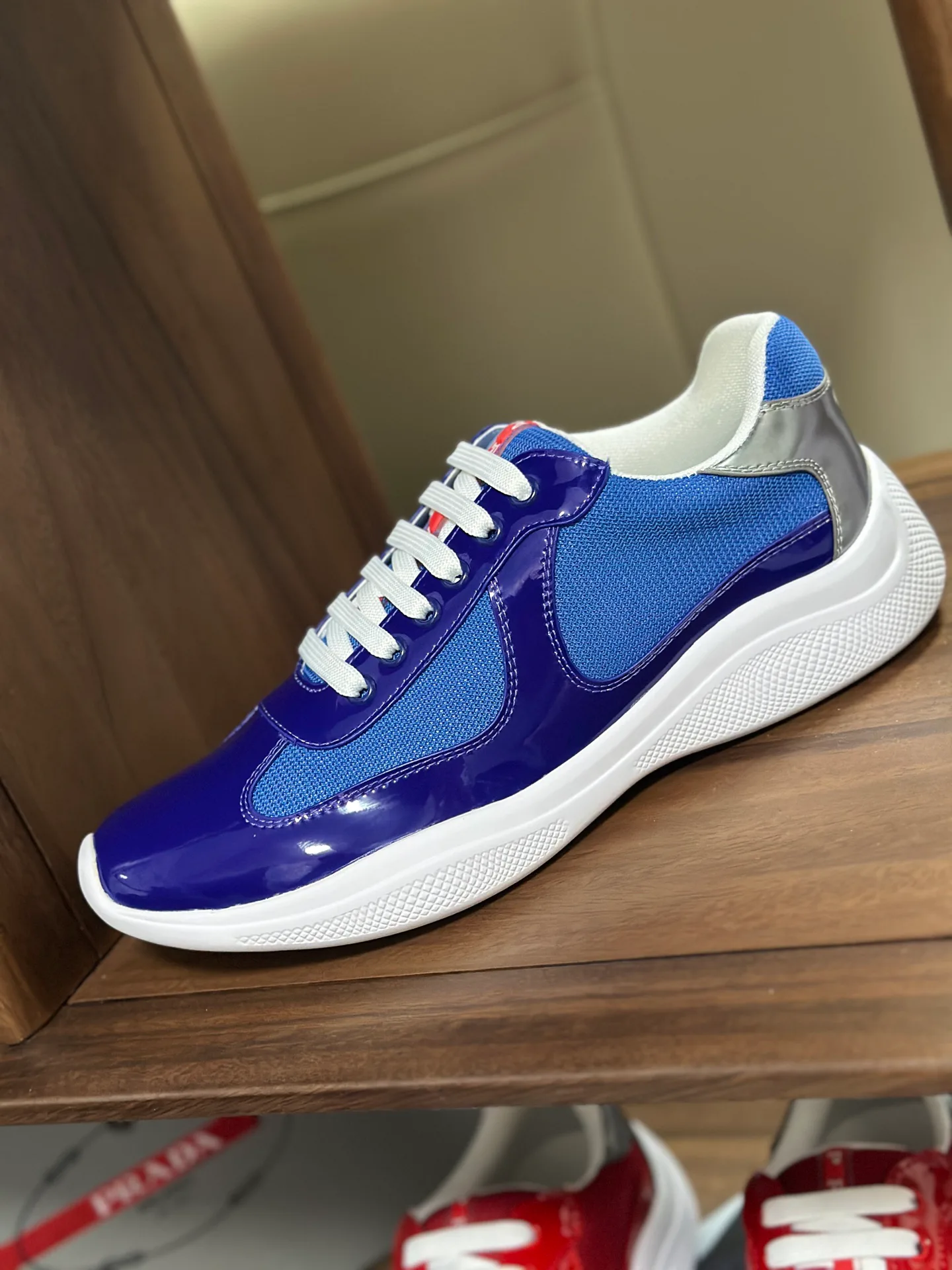 Women's Sneakers PRADA 18262257