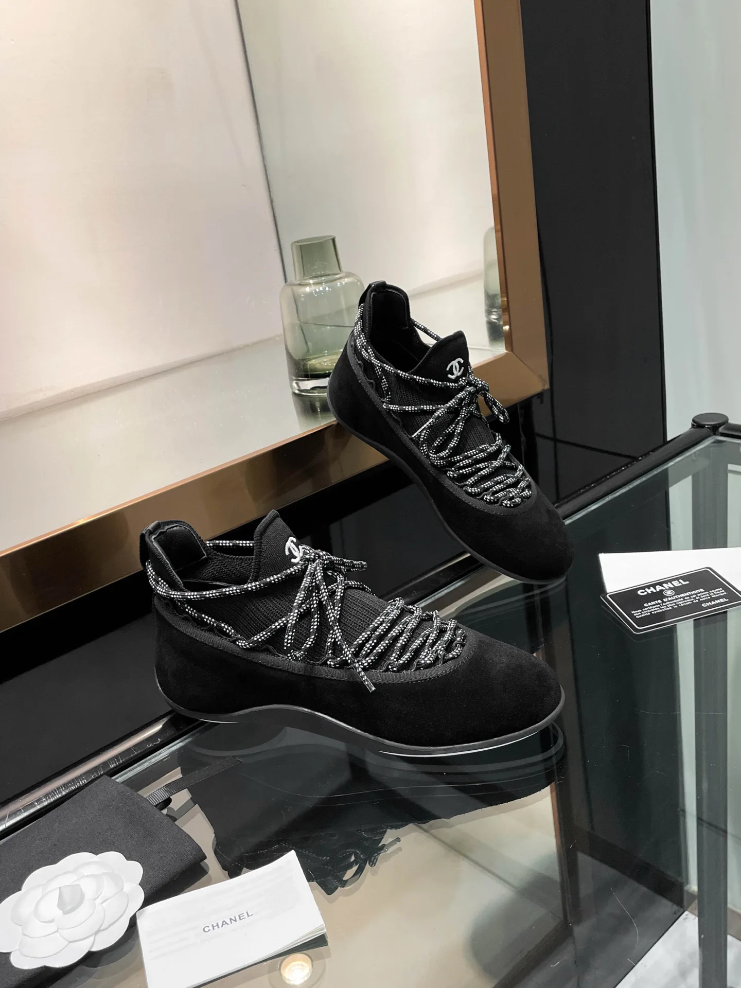 Women's Sneakers CHANEL 17934445
