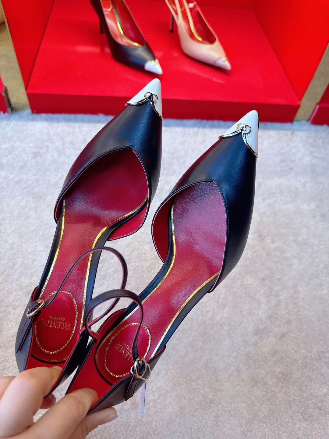 Women's Heels VALENTINO 17922384