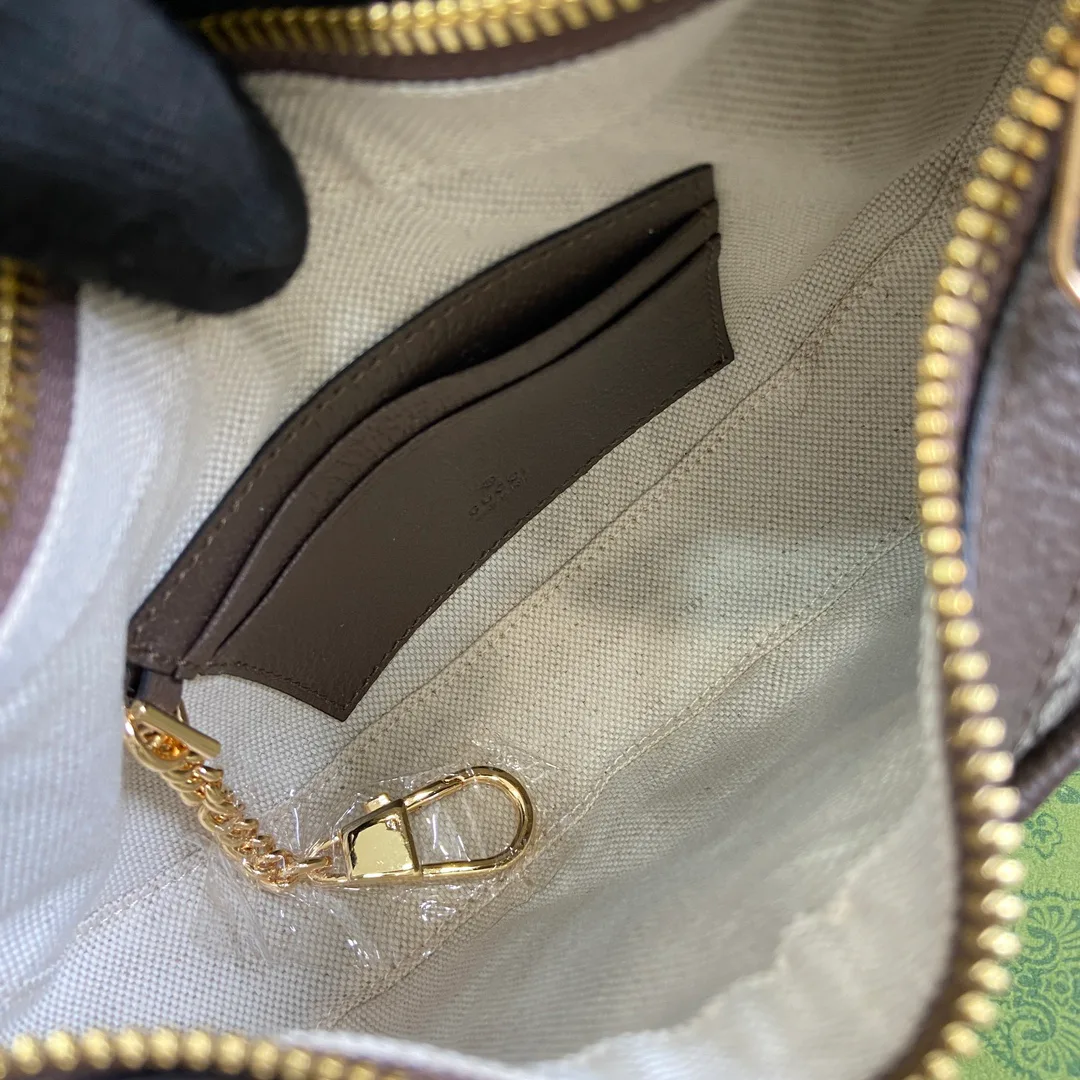 Women's Classic Handbags GUCCI 17949125