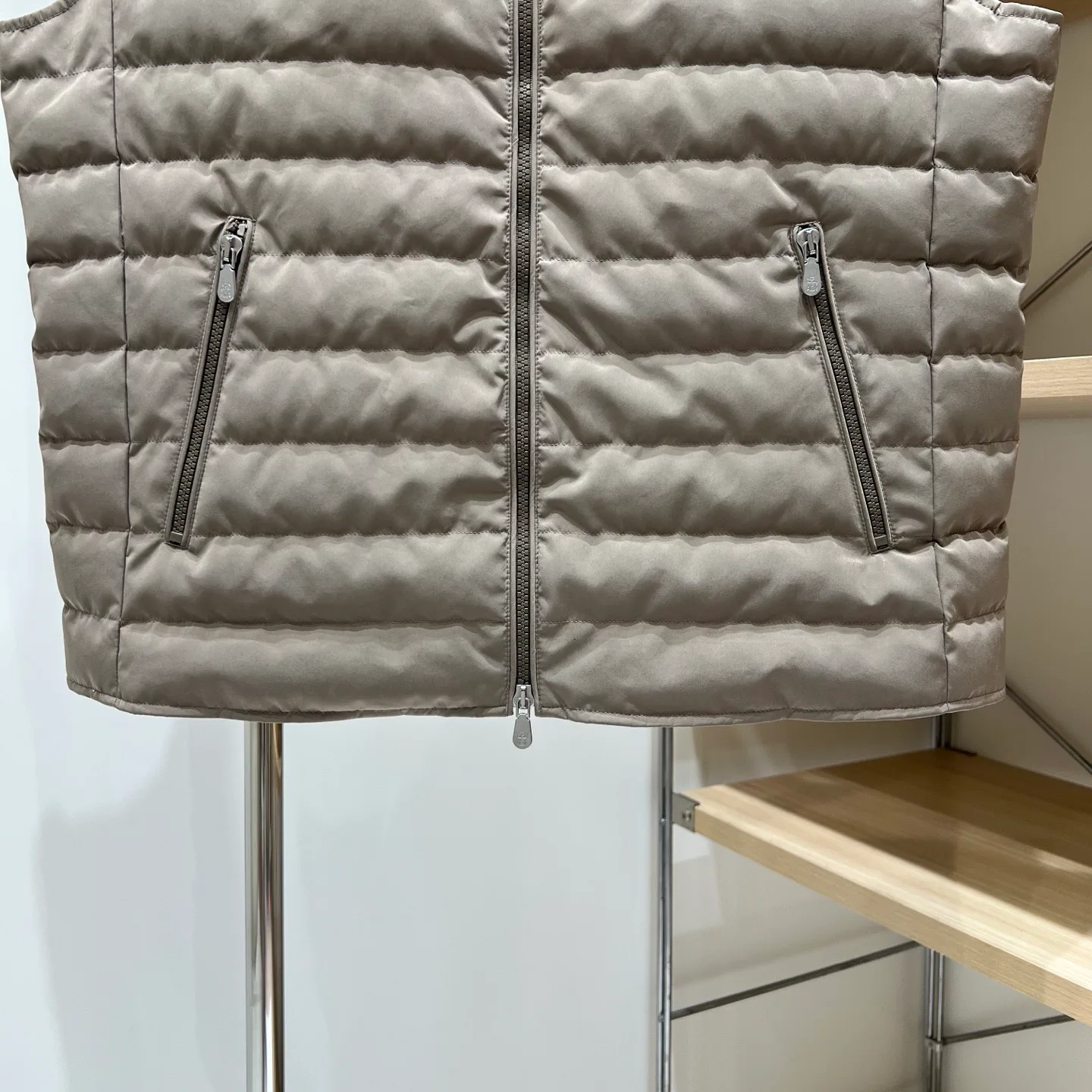 Men's Vests BRUNELLO CUCINELLI 17937839
