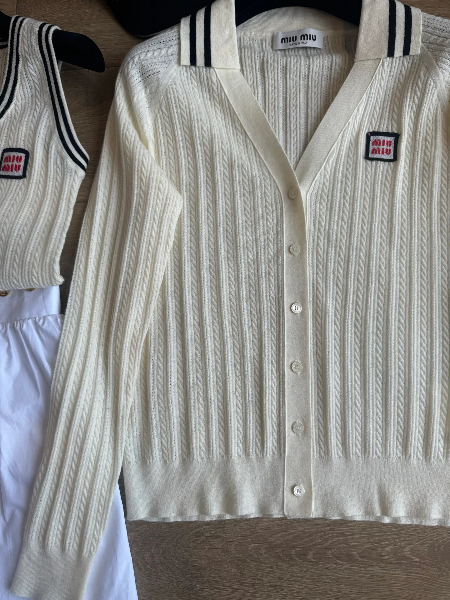 Women's Jumpers And Sweaters MIU MIU 17644246