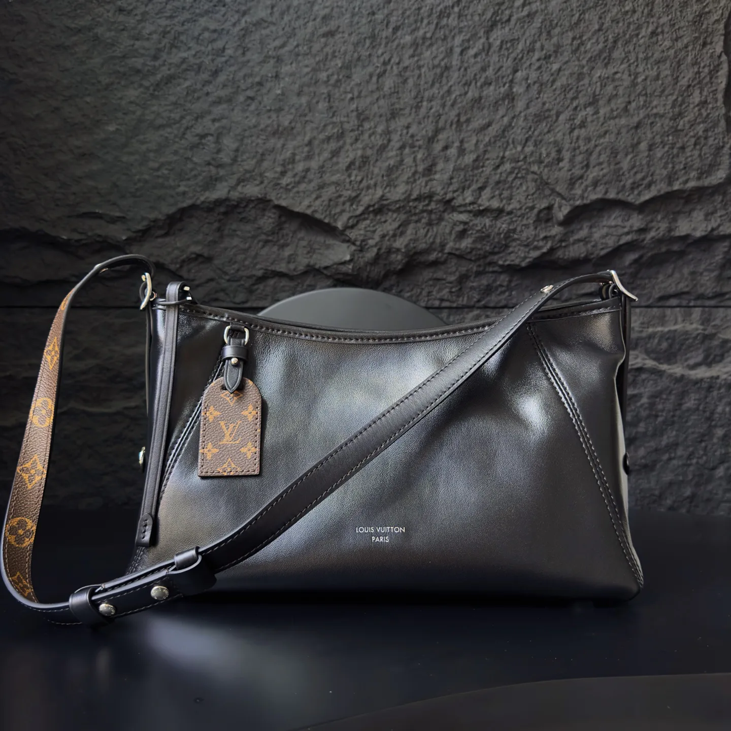 Women's Classic Handbags LOUIS VUITTON 17906947