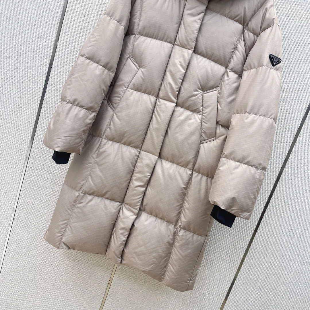 Women's Jackets And Down Jackets PRADA 18094560