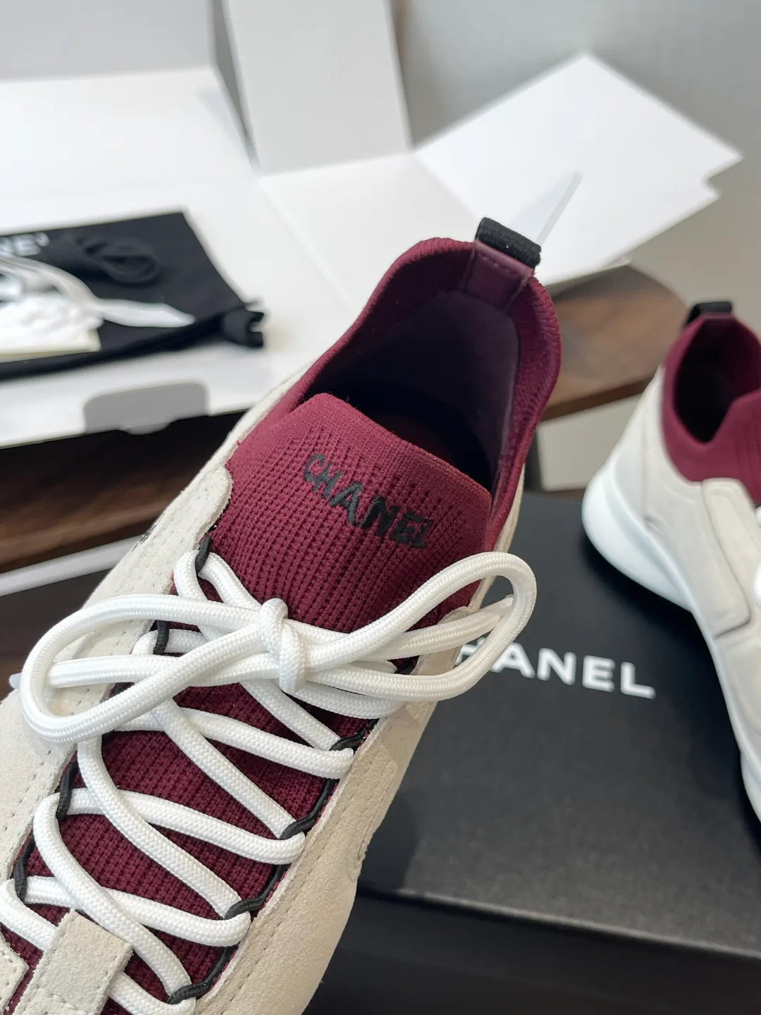 Women's Sneakers CHANEL 17364708
