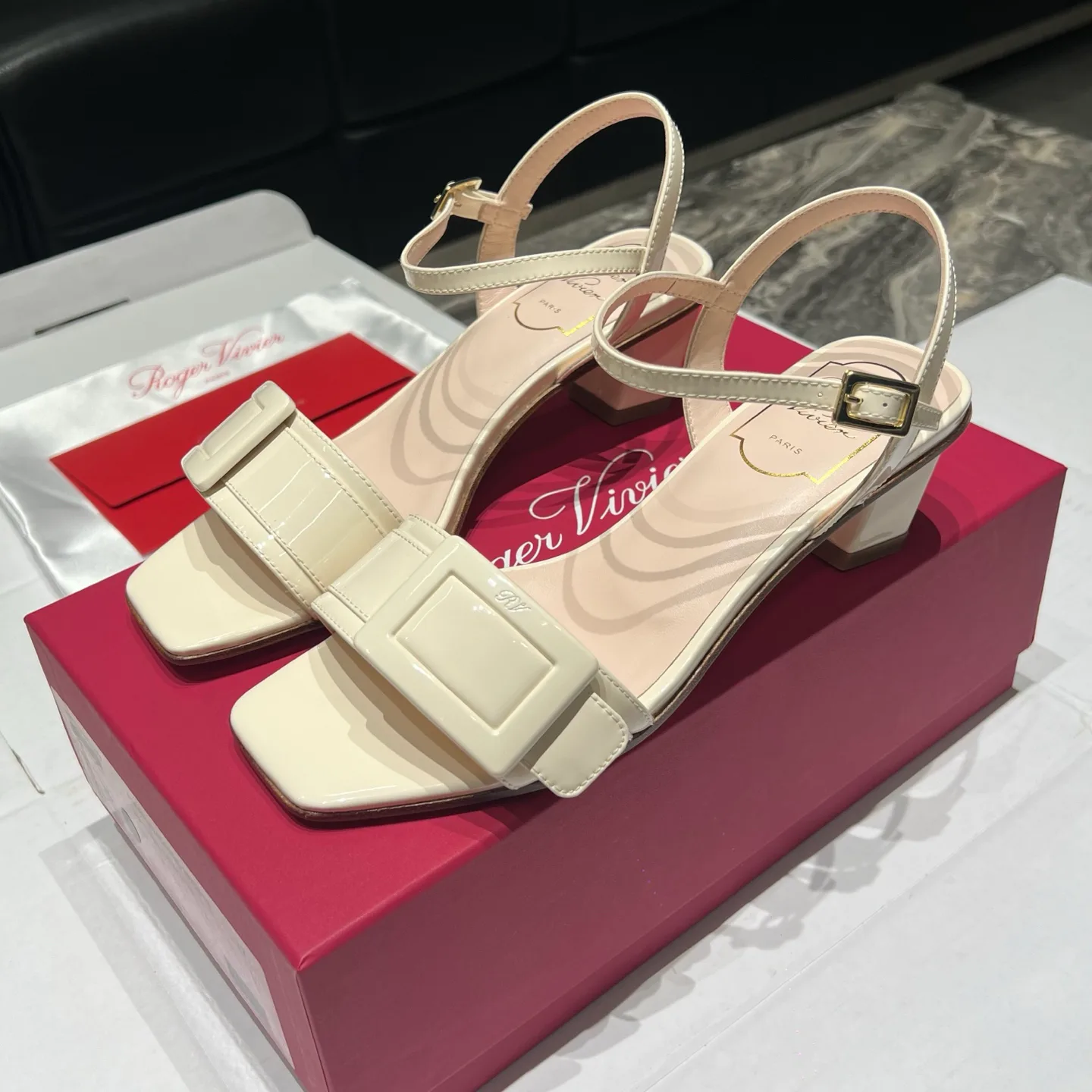 Women's Open-Toe Sandals ROGER VIVIER 17291902