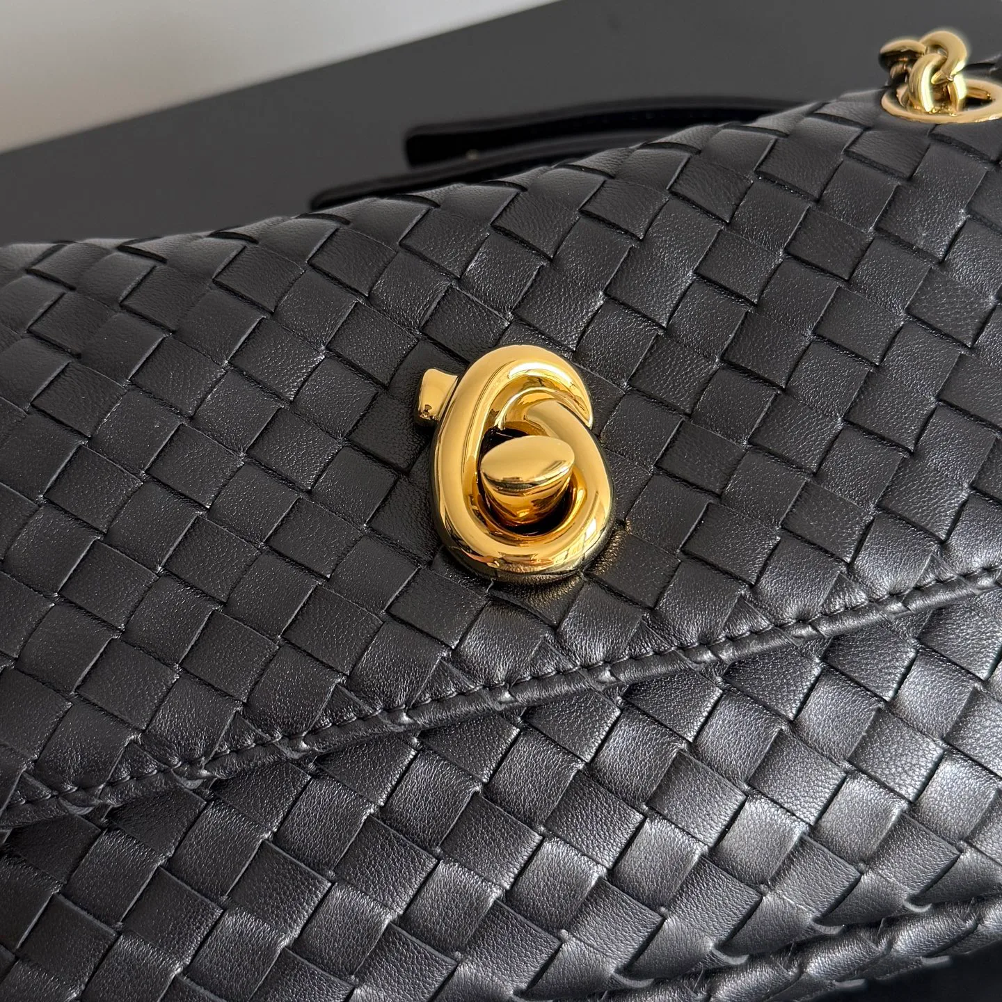 Women's Classic Handbags BOTTEGA VENETA 18467908